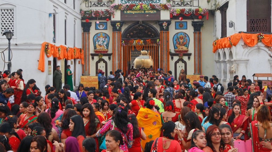 तीजको व्रत महिलाले मात्र बस्ने हो र ?